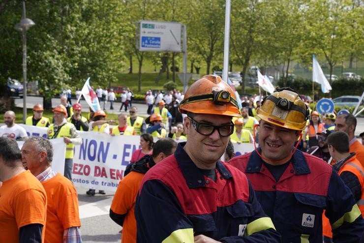 Traballadores da industria electrointensiva maniféstanse en Santiago de Compostela./ Álvaro Ballesteros - Europa Press - Arquivo