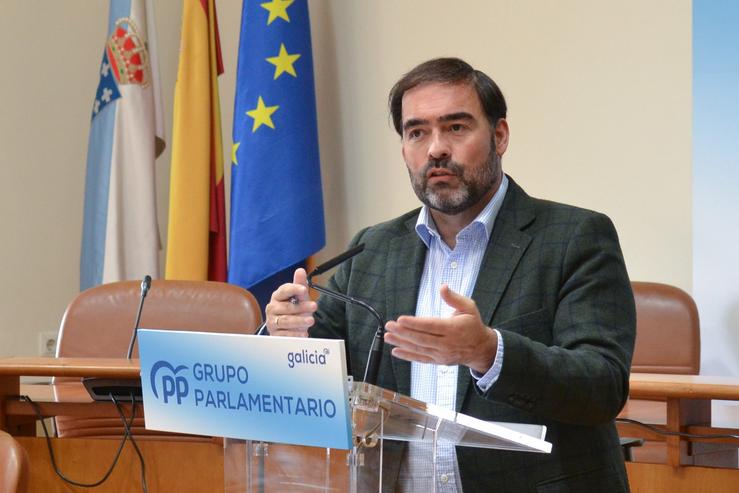 Alberto Pazos Couñago, deputado e viceportavoz do Grupo do PPdeG no Parlamento de Galicia. 