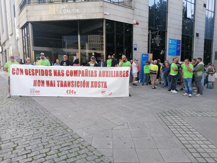 Concentración en Ferrol dos traballadores das auxiliares de Endesa nas Pontes para reclamar 'unha transición xusta'