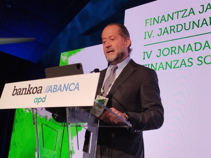 O presidente de Abanca, Juan Carlos Escotet, na IV Xornada de Finanzas Sustentables en Bilbao 