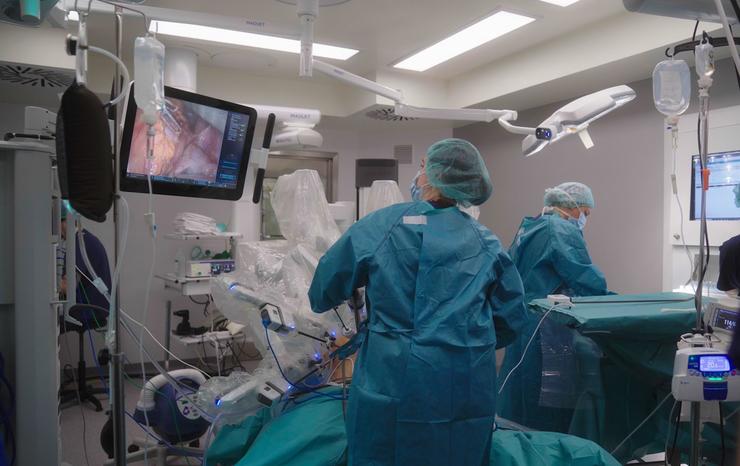 Quirónsalud A Coruña aborda con éxito cirurxías pancreáticas de alta complexidade co robot Dá Vinci.. QUIRÓNSALUD