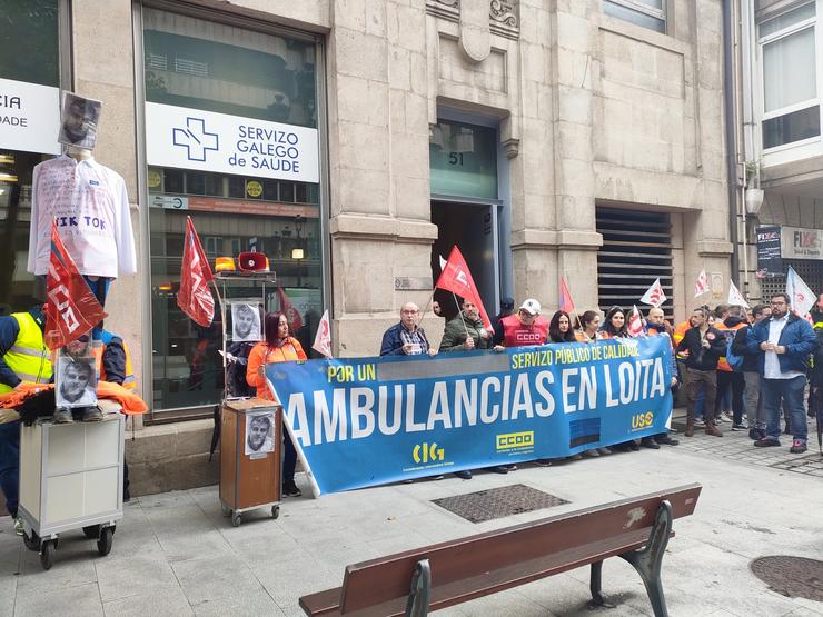 Concentración de traballadores de Ambulancias do Atlántico fronte á dirección provincial do Sergas en Vigo, a 2 de maio de 2024 / Europa Press - Arquivo / Europa Press
