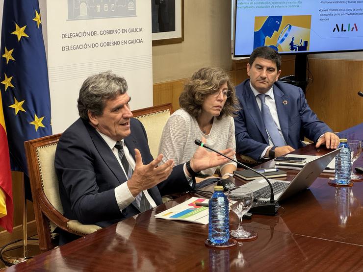 O ministro para a Transformación Dixital, José Luís Escrivá, presenta os obxectivos da Aesia / DELEGACIÓN DO GOBERNO EN GALICIA