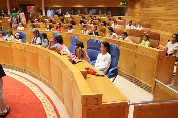 O Parlamento recibe aos nenos saharauís que pasarán o seu verán en Galicia. PARLAMENTO / Europa Press