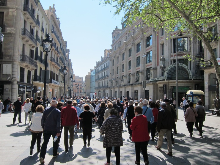 Xente, persoa, persoas, paseando, paseo, turistas, turismo, xubilados 