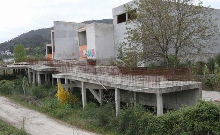 Centro de Intepretación dos Parques Naturais de Galicia, en ruinas 