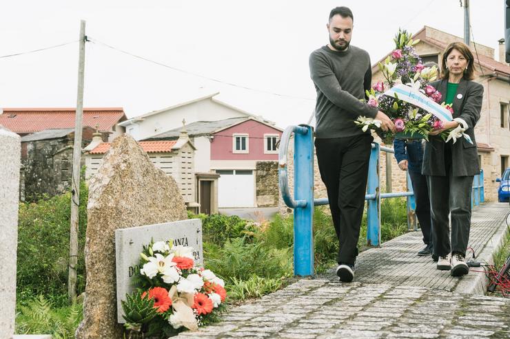 Homenaxe en Porto do Son (A Coruña) do BNG aos mártires de Nebra. BNG 