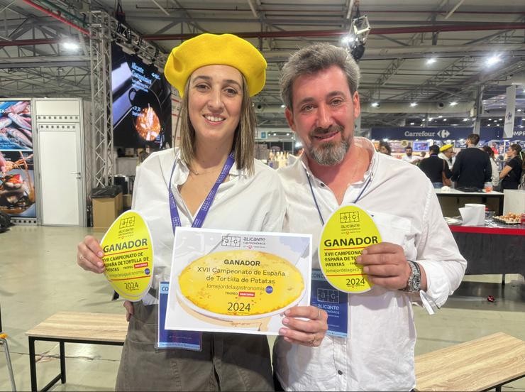 Campión de España do Concurso de Tortilla de Pataca. Foto: Prensa Expourense.