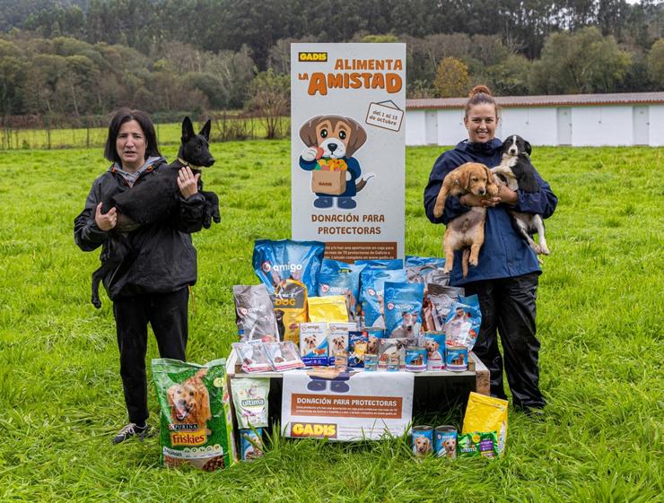 Campaña de Gadis de recollida de produtos para animais de protectoras. GADIS 