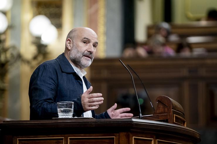 O deputado do BNG, Néstor Rego, durante unha sesión plenaria no Congreso dos Deputados, a 26 de setembro de 2024, en Madrid.. A. Pérez Meca - Europa Press 