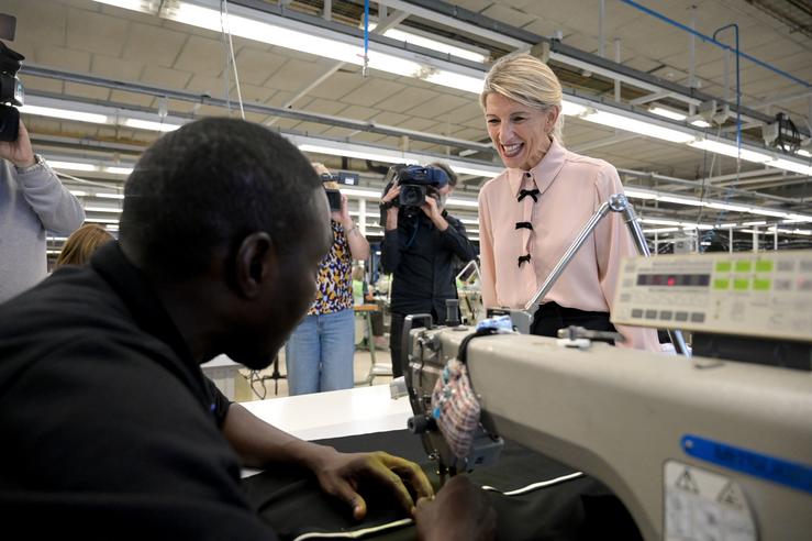 A ministra de Traballo e Economía Social, Yolanda Díaz, visita a fábrica de Inditex 