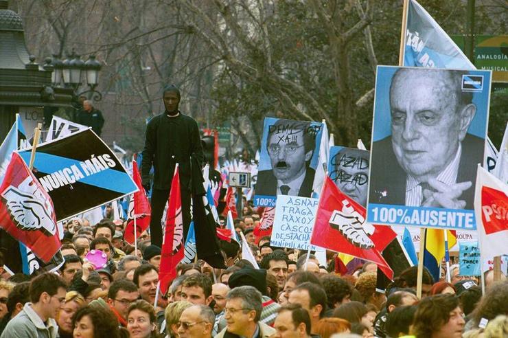 Multitudinaria protesta do movemento 'Nunca Máis' 