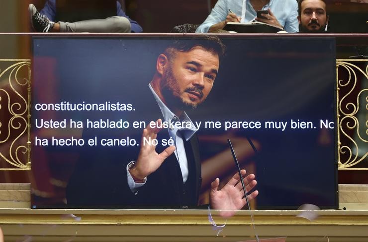 O portavoz de ERC no Congreso, Gabriel Rufián, intervén durante unha sesión plenaria na apróbase o uso das linguas cooficiais no Congreso 