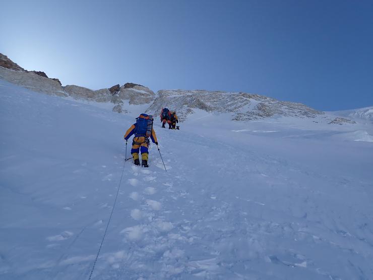 Gonzalo Fernández, alpinista, nunha das súas expedicións ao Himalaia 