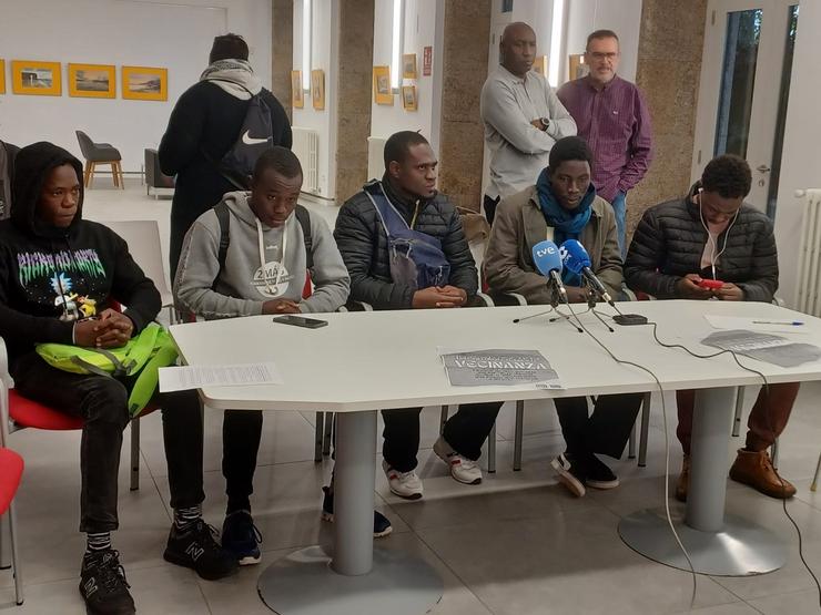 Rolda de prensa do Foro Galego da Inmigración para denunciar a sitaución de cinco migrantes con risco de quedar na rúa / Europa Press