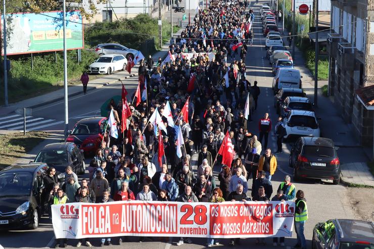 Manifestación con motivo da xornada de folga convocada pola CIG no sector de automoción de Galicia, a 28 de novembro de 2024 / CIG