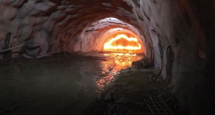 Escavación do túnel de Rante, na variante exterior de Ourense. ADIF / Europa Press