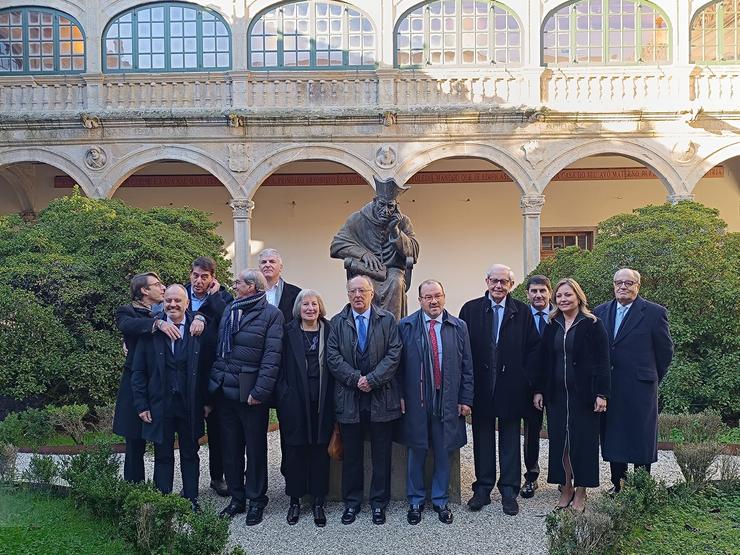 Académicos, políticos e empresarios renden homenaxe ao expresidente da Xunta Fernando González Laxe pola súa xubilación 