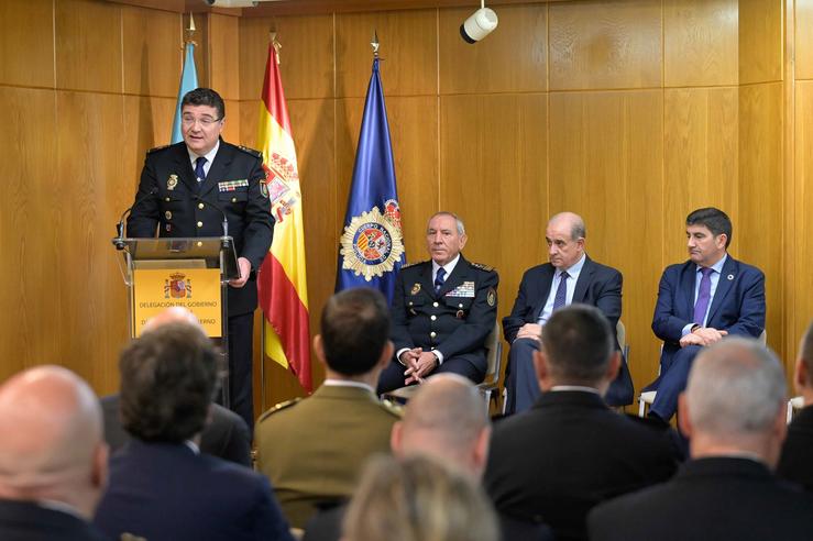 O novo xefe superior de Policía de Galicia, Pedro Jesús Pacheco, durante o acto de toma de posesión do seu cargo / M. Dylan