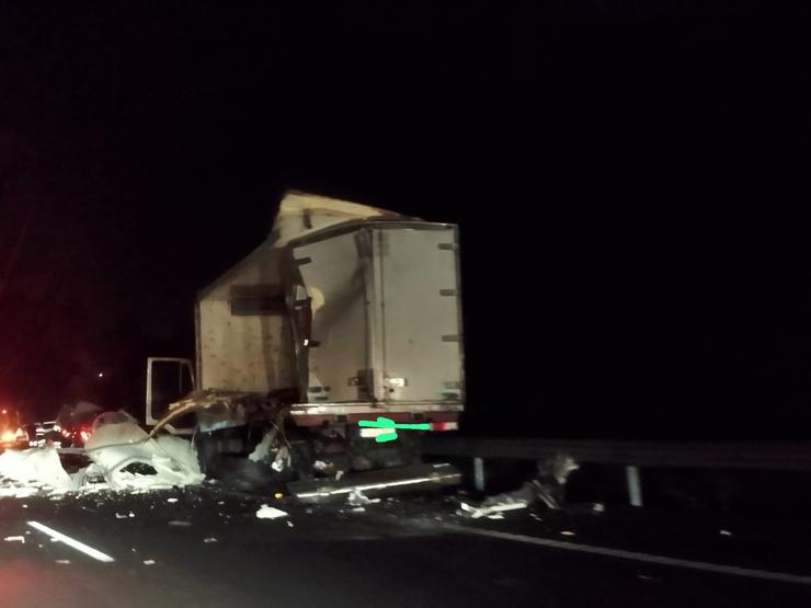 Accidente entre dous camións en Pontevedra este mércores 