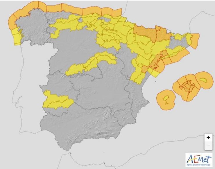 Mapa de avisos por neve, choiva, vento e fenómenos costeiros para este sábado.. AEMET / Europa Press