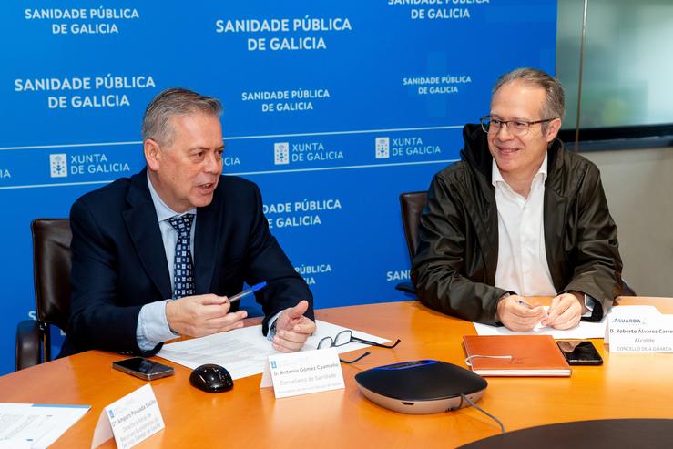 (I) O Conselleiro De Sanidade, Antonio Gómez Caamaño, E O Alcalde Da Guarda (Pontevedra), Roberto Álvarez Carrero.. XUNTA DE GALICIA / Europa Press