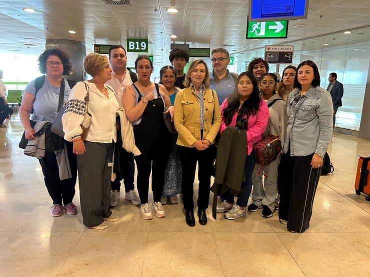 Familiares de vítimas do Pitanxo antes de partir a Canadá.. CEDIDA/EUROPA PRESS / Europa Press