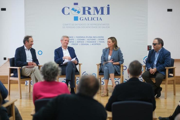 Alfonso Rueda nun encontro con Cermi. XUNTA