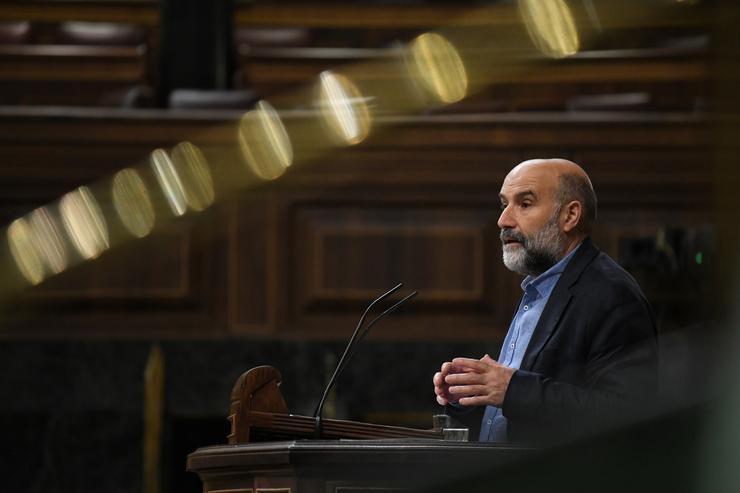 O deputado do BNG Néstor Rego, durante unha sesión plenaria extraordinaria, no Congreso dos Deputados, a 23 de xullo de 2024, en Madrid (España). O Pleno do Congreso elixe hoxe, 23 de xullo, ao dez novos vogais do Consello Xeral do Poder. Fernando Sánchez - Europa Press 