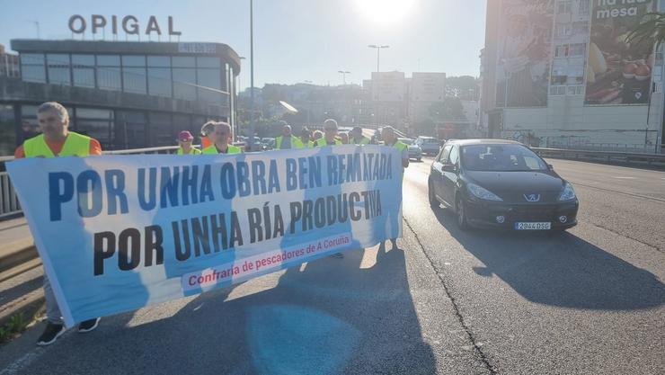 Nova protesta de mariscadores e mariscadoras da ría do Burgo na zona da Pasaxe. CONFRARÍA DE PESCADORES DA CORUÑA / Europa Press