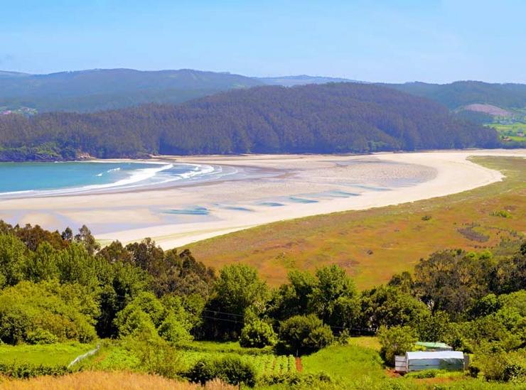 Praia de Vilarrube, en Valdoviño / Turismo de Galicia