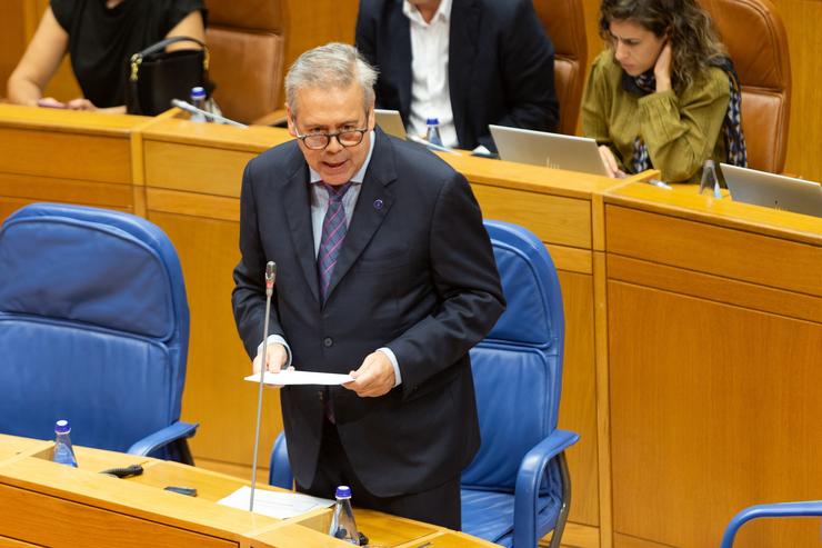 O conselleiro de Sanidade, Antonio Gómez Caamaño, no Parlamento de Galicia.. XUNTA 