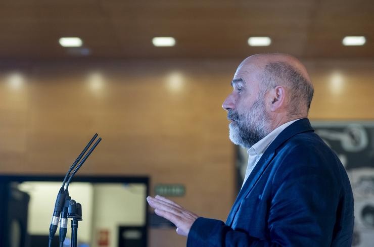 Arquivo - O deputado do BNG Néstor Rego comparece ante os medios tras unha reunión, no Congreso dos Deputados, a 22 de xullo de 2024, en Madrid (España). Félix Bolaños e Ernest Urtasun iniciaron hoxe unha rolda de contactos cos representantes. Alberto Ortega - Europa Press - Arquivo 