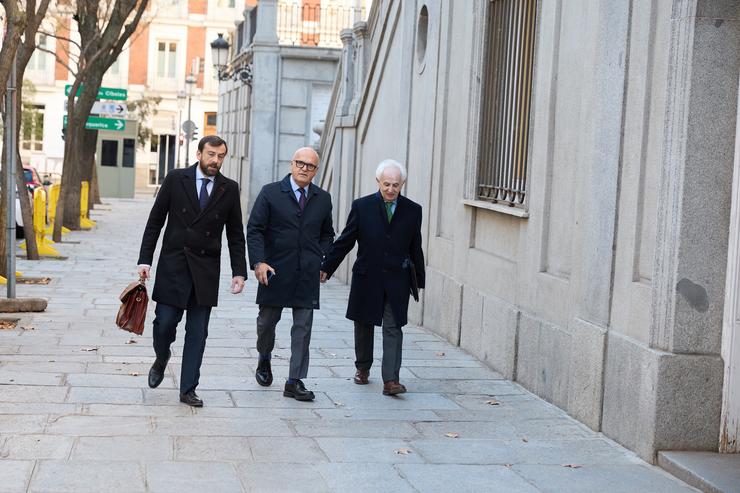 O senador do PP José Manuel Baltar á súa chegada ao Tribunal Supremo, a 13 de xaneiro de 2025 