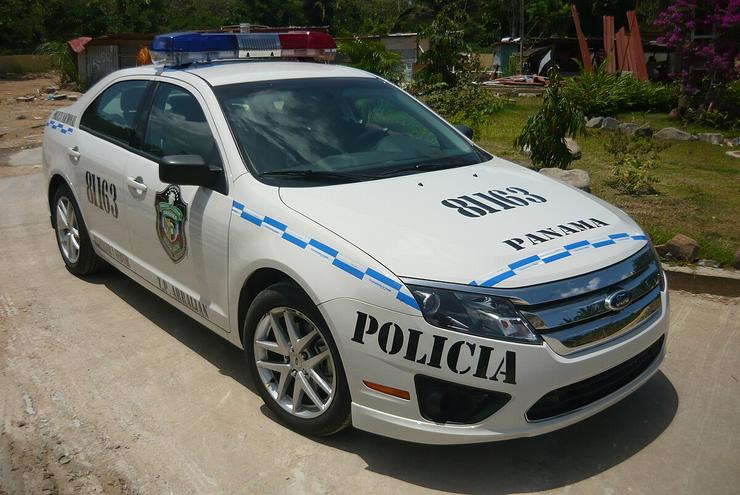 Coche da Policía Nacional de Panamá 