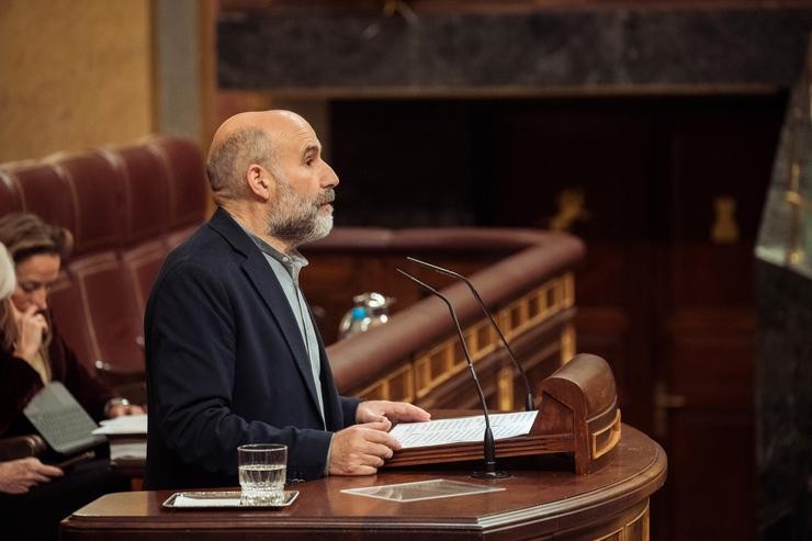 O deputado do BNG, Néstor Rego, intervén durante unha sesión plenaria extraordinaria, no Congreso dos Deputados, a 22 de xaneiro de 2025, en Madrid (España).. Gabriel Luengas - Europa Press 