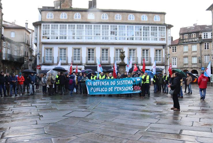 Concentración de pensionistas da CIG en Santiago. CIG 