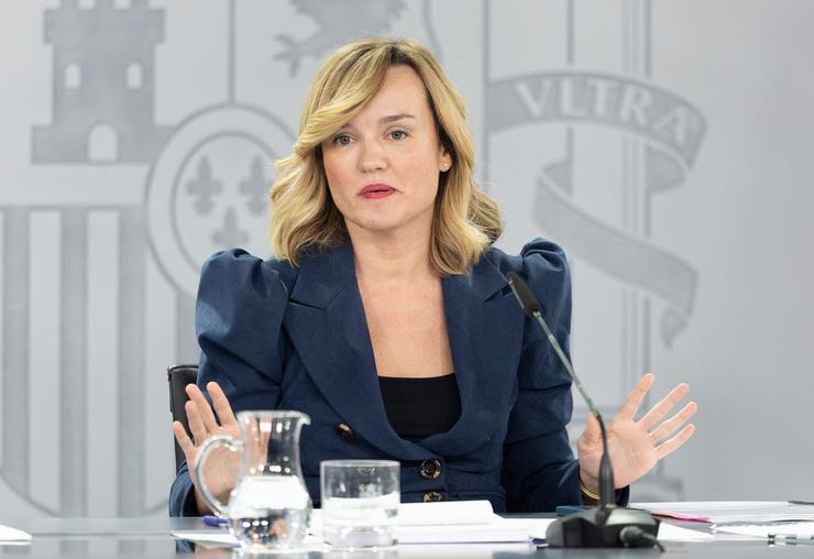 A ministra de Educación, Formación Profesional e Deportes, Pilar Alegría, intervén durante unha rolda de prensa posterior á reunión do Consello de Ministros, no Palacio da Moncloa, a 14 de xaneiro de 2025, en Madrid (España). O Consello de Minist. Eduardo Parra - Europa Press / Europa Press