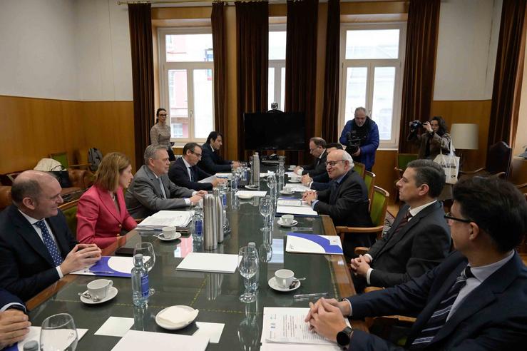 Representantes da Consellería de Sanidade e da Fiscalía galega reúnense para abordar medidas ante as agresións a persoal sanitario 