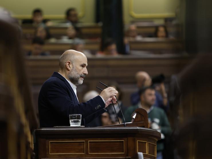 O deputado do BNG no Congreso, Néstor Rego, nunha intervención na cámara baixa 