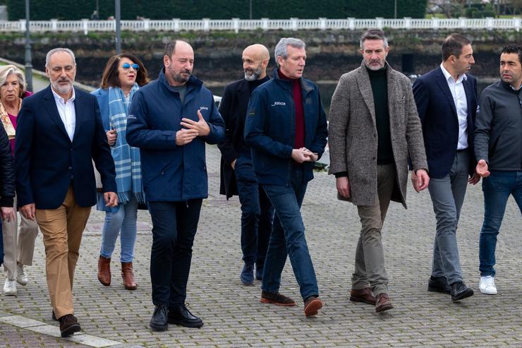 O presidente da Xunta, Alfonso Rueda, na inauguración do novo centro de recepción a 'peregrinos náuticos' de Vilagarcía. XUNTA 