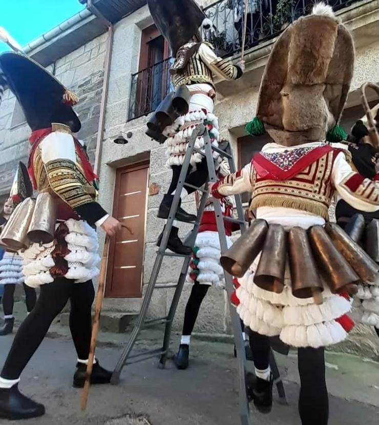 Felos no Entroido de Carguizoi, en Maceda 