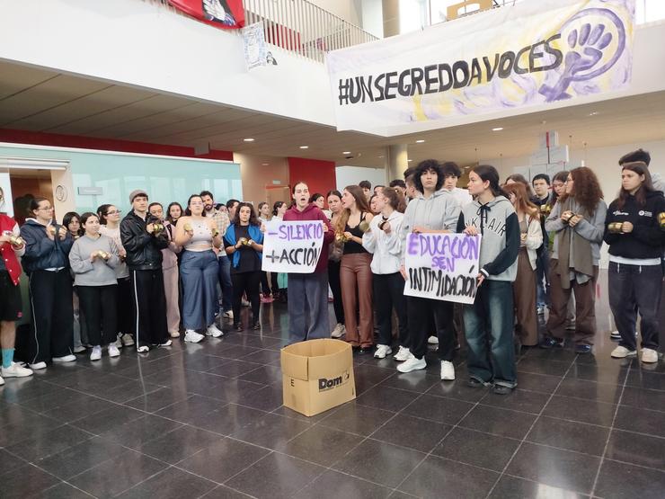 Protesta de estudantes da Escola de Arte Dramática de Galicia, demandando espazos 'seguros' e denunciando 'coaccións' e 'abuso de poder' dalgúns docentes 