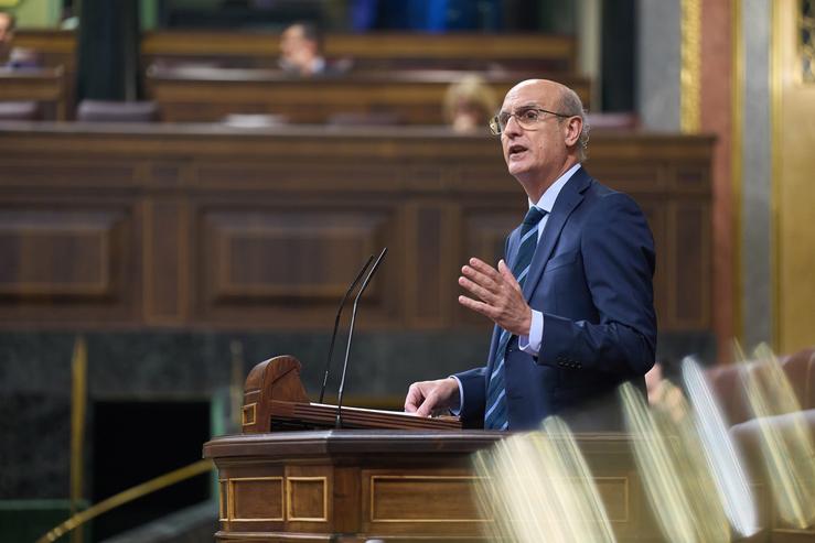 O deputado do PPdeG no Congreso Celso Delgado nunha intervención na Cámara Baixa.. PPDEG 