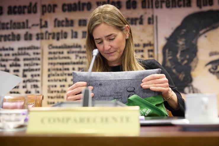 A vicepresidenta terceira e ministra para a Transición Ecolóxica e o Reto Demográfico, Sara Aagesen Muñoz, durante a súa comparecencia ante a Comisión de Transición Ecolóxica, no Senado, a 6 de febreiro de 2025, en Madrid (España). Aagesen comparece par. Jesús Hellín - Europa Press 