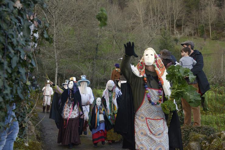 Farrumecos de Sobradelo, Xunqueira de Ambía (Ourense) durante o Domingo Lambedoiro.. Rosa Veiga - Europa Press 