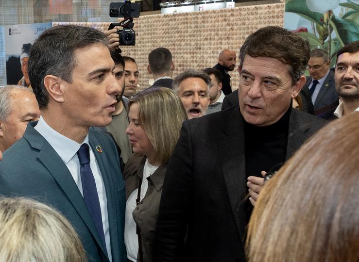 Pedro Sánchez e José Ramón Gómez Besteiro 